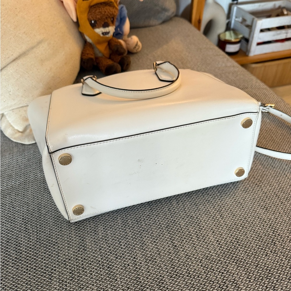 Michael Kors White Leather Tote with Gold Hardware - Picture 5 of 5